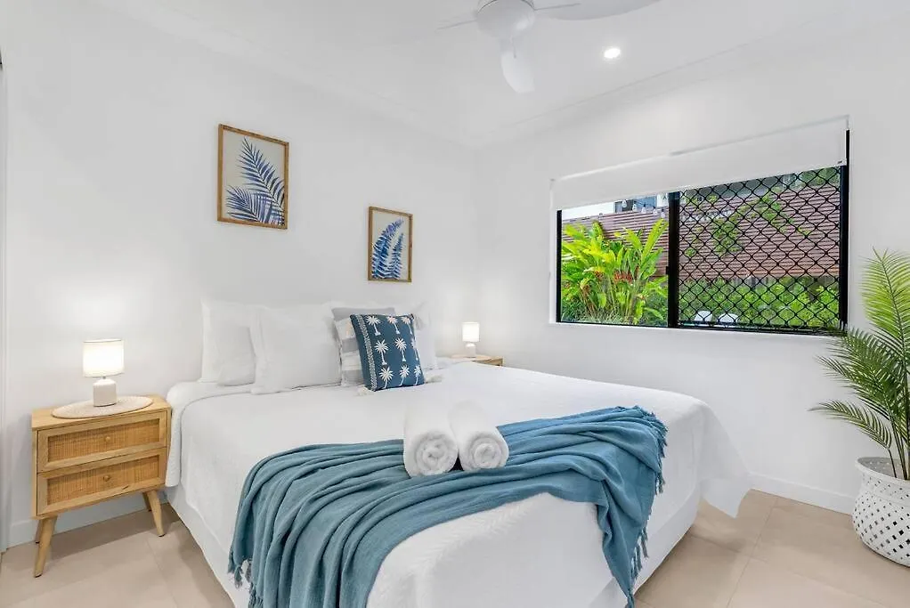 Lagoon Palms - By The Beach Pool Luxury Trinity Beach 0*,